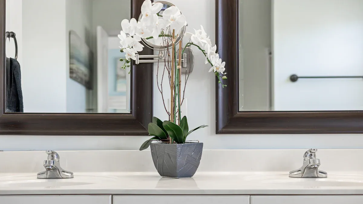 Pairing Countertops with SS Vanities: Quartz vs. Marble vs. Ceramic